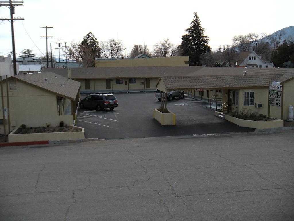 Lone Pine Budget Inn Exteriér fotografie